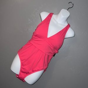 🎉New, Ralph Lauren one piece swimsuit♥️ so hot!☀️